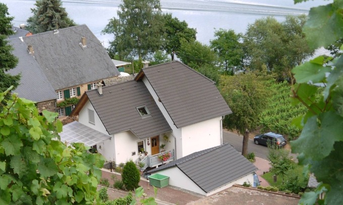 Piesport Appartement | Appartement Moselblick à Piesport / Ferres situé directement sur les rives de la Moselle