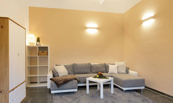 Muncheberg Appartement | Appartement 'Ferienwohnung Müncheberg 1' avec terrasse privée, jardin partagé et Wi-Fi