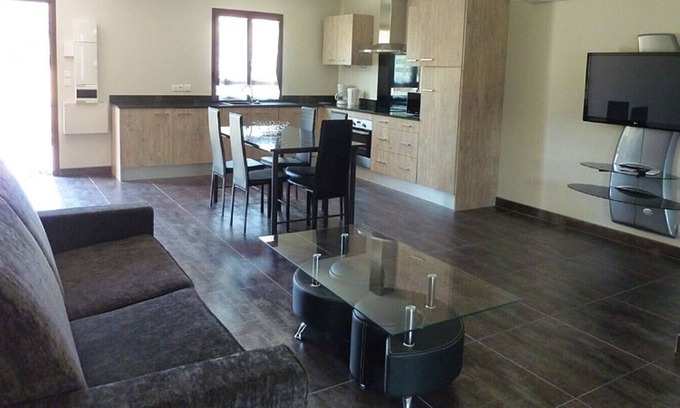 Prades Maison | Appartement N° 2 AVEC TERRASSE ET PARKING PRIVE - CLIMATISATION réversible