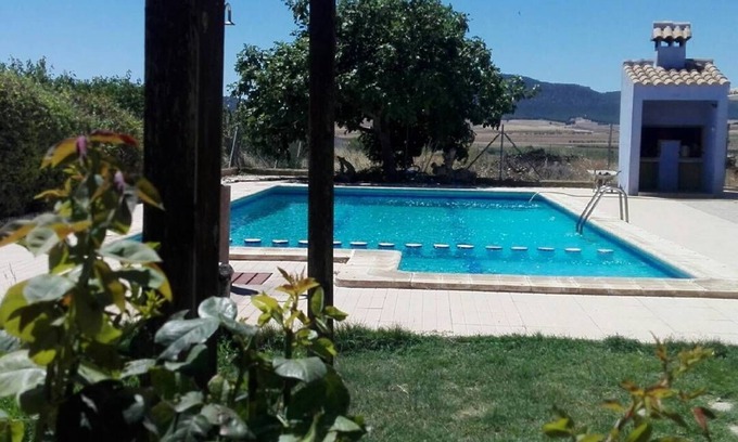 Caravaca de la Cruz Appartement | Apartamento 'Noguericas 2' con piscina privada, Wi-Fi y aire acondicionado