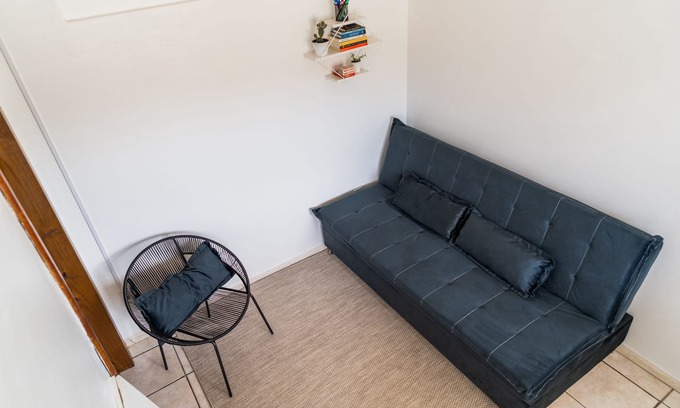 Paes Leme Appartement | Apartment near. CENTER and 20 min. VILLA BEACH - AIR CONDITIONING - NEIGHBORHOOD