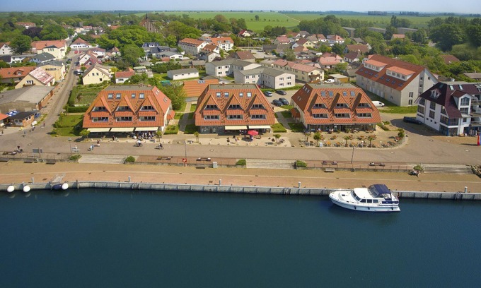Wiek Appartement | Apartment near the harbor with balcony and sea view - Hafenhäuser Wiek 15