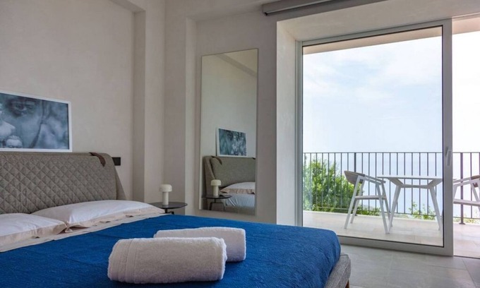 Naso Appartement | Apartment Nocellara - Maina Country Resort - with pool, in Sicily