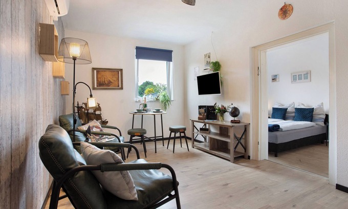 Reinberg Appartement | Appartement 'Nostalgie-flair Kapitänskajüte' avec terrasse partagée, Wi-Fi et climatisation
