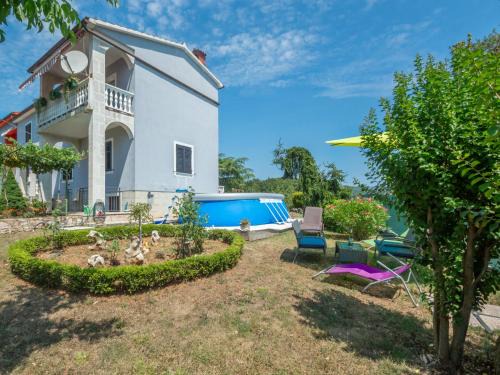 Pican Appartement | Apartment Olivia by Interhome