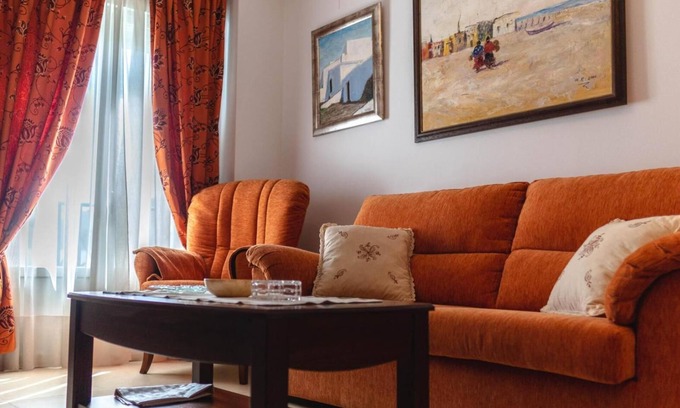 Valverde del Camino Appartement | Appartement 'Pepita Feria' avec balcon, Wi-Fi et climatisation
