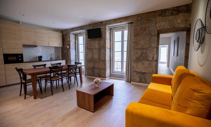 Guimaraes Appartement | Apartment-Paço dos Duques