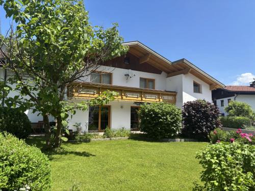 Weissenbach am Lech Appartement | Apartment Panoramablick by Interhome