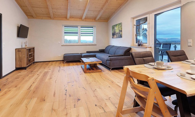 Donaueschingen Appartement | Appartement "Panorama Suite" avec jardin partagé, balcon et Wi-Fi