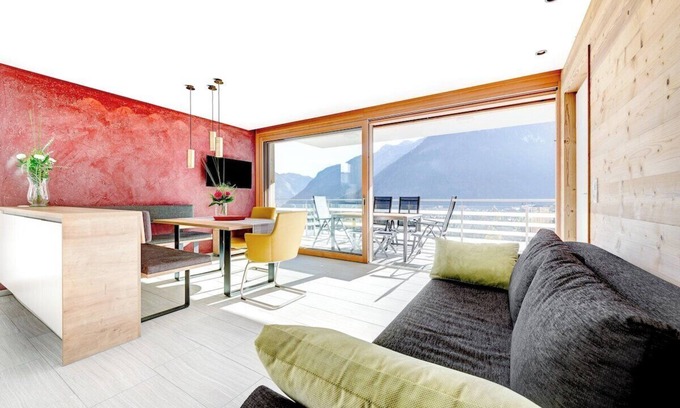 Buerserberg Appartement | Apartment Panoramic View