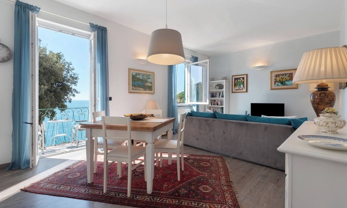 Sori Appartement | Appartement "Paradise Suite" avec vue sur la mer, Wi-Fi et climatisation