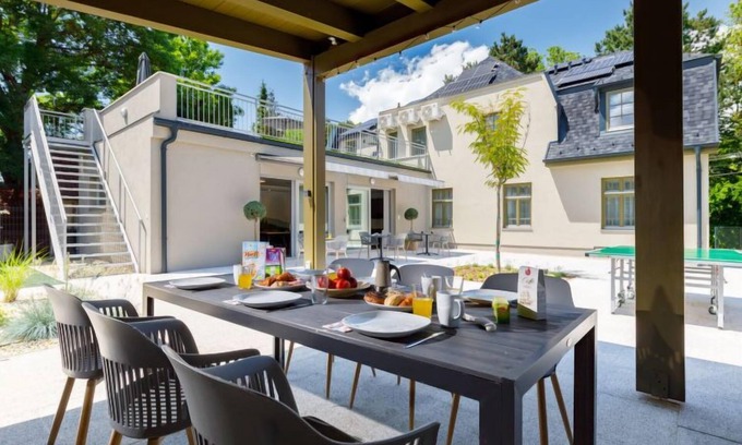 Balatonszarszo Appartement | Appartement Park 1 by Interhome
