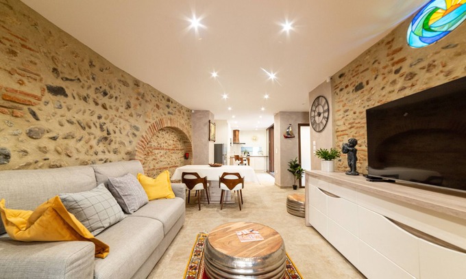 Rivesaltes Appartement | Appartement 'Plaisir Des Pierres' avec terrasse privée et Wi-Fi