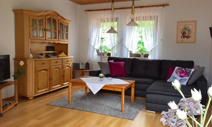Elmstein Appartement | Appartement-Salle de bain privée séparée-Balcon-Ferienwohnung 3 im OG