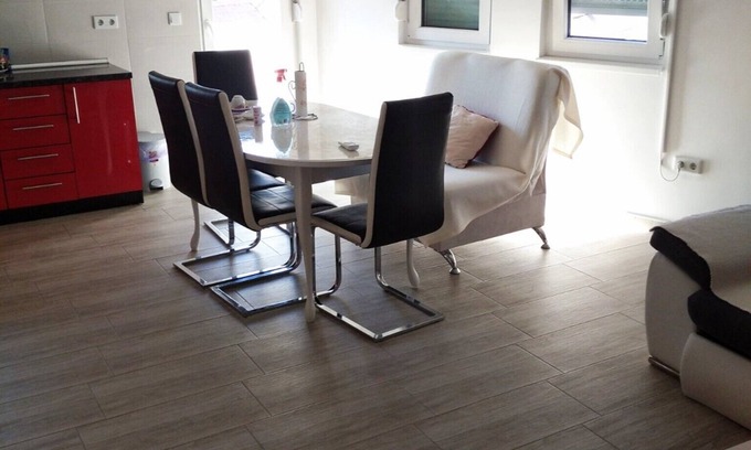 Brcko Appartement | Apartment Red - One Bedroom Apartment with Balcony A2