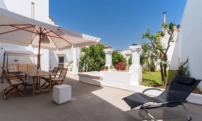 Alezio Appartement | Apartment 'Residenza Celeste 3km da Gallipoli' with Private Terrace, Wi-Fi and Air Conditioning