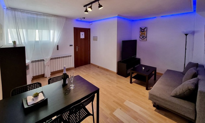 Barrio de Jesus Appartement | Apartment-River view-Ensuite with Shower