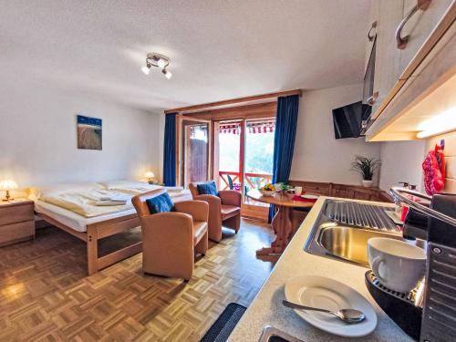 Wengen Appartement | Apartment Rose Studio Y by Interhome
