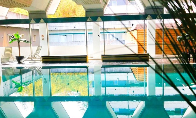 Bad Harzburg Appartement | Appartement "RuheZeit" avec vue sur les montagnes, sauna et piscine partagés