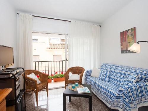 Sant Pol De Mar Appartement | Apartment Sant Pol by Interhome