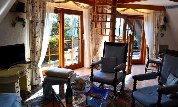 Sasbachwalden Appartement | Apartment 'Schwalbennest' with Mountain View, Shared Terrace and Wi-Fi