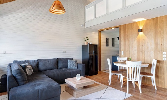 Sasbachwalden Appartement | Appartement "Schwarzwaldtraum" avec vue sur les montagnes, piscine communautaire et Wi-Fi