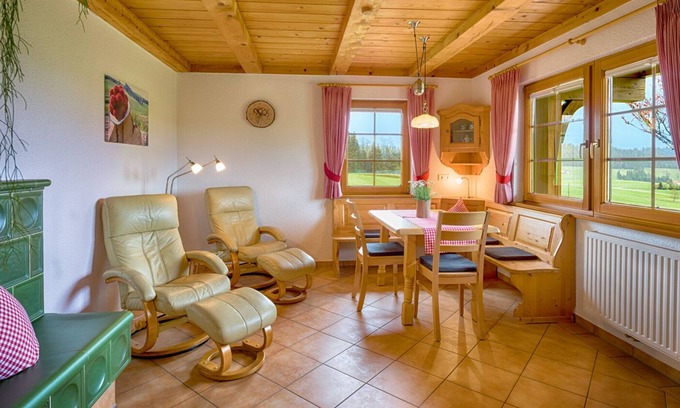Breitnau Appartement | Apartment Schwarzwaldhut 58 sqm, 1 bedroom, max. 2 people