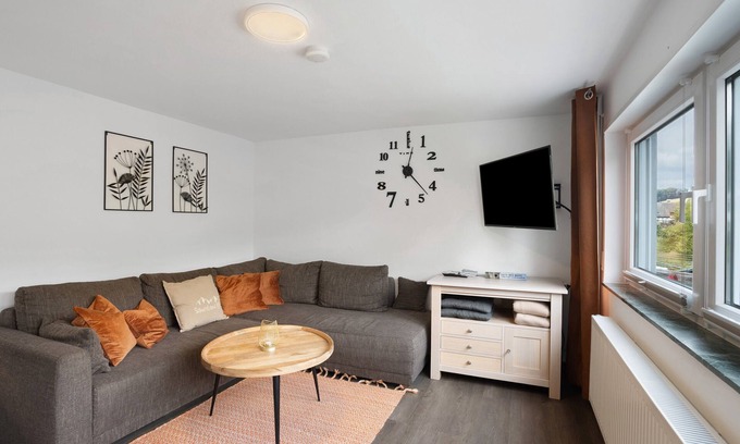 Kickenbach Appartement | Apartment 'Selbecke' with Shared Pool, Shared Garden and Wi-Fi