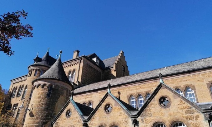 Goslar Old Town Appartement | Apartment Serenade am Zwinger with balcony & terrace