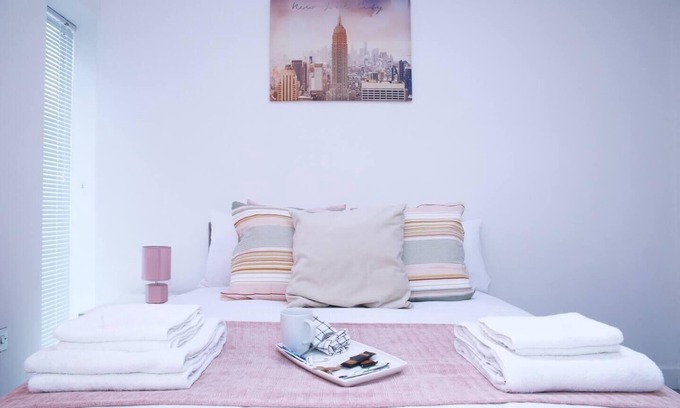 South Harrow Appartement | Impeccable 1-Bed Apartment in Harrow
