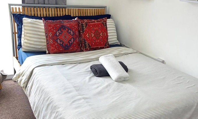 Chadwell Appartement | Comfortable and convenient 1-Bed Apart in Romford