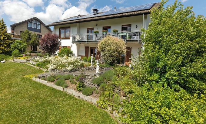 Birkelback Appartement | Appartement 'Sonnenblick' avec vue sur les montagnes, terrasse partagée et Wi-Fi