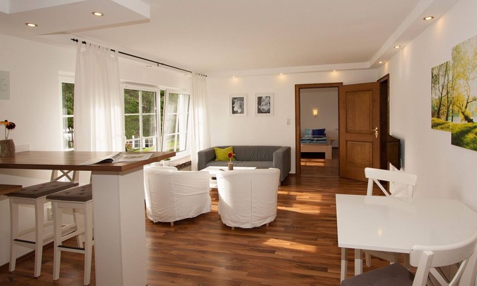 Finnentrop Appartement | Appartement "Sonnenblume" avec terrasse privée, jardin partagé et Wi-Fi