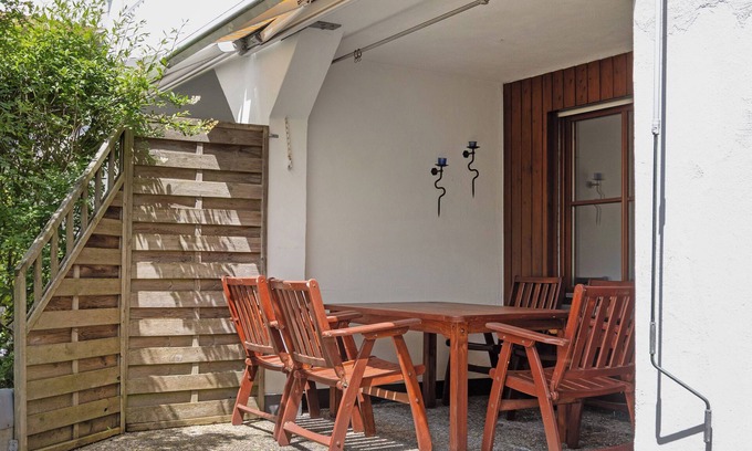 Bad Wurzach Appartement | Apartment 'Sonneneck' with Private Terrace