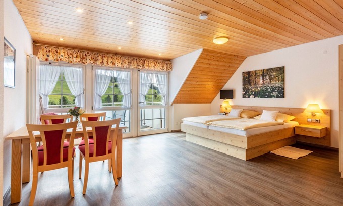 Todtnau Appartement | Appartement "Stübenwasen" avec balcon et Wi-Fi