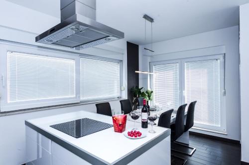 Zadar Maison | Apartment Sunny Spell with free parking and garden