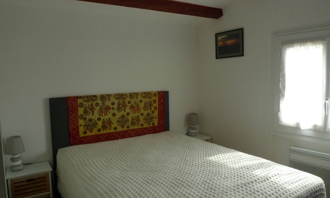 Angoulins Appartement | Appartement T2 classé deux etoiles en centre bourg ,proche des plages.