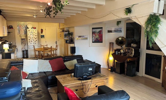 Pontarlier Appartement | Appartement T5 Pontarlier centre, 3 chambres avec cachet à 20 min Metabief & Lac