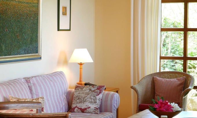 Sasbachwalden Appartement | Appartement 'Talblick' avec vue sur les montagnes, piscine partagée et Wi-Fi