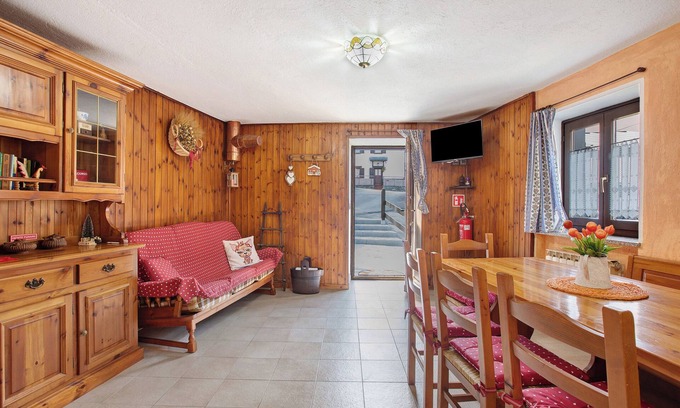 Fenis Appartement | Appartement 'Tillier' avec vue sur les montagnes et Wi-Fi