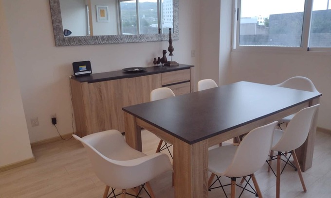 Juriquilla Appartement | Apartment to rest and enjoy. Swimming pool, gym and paddle tennis in Juriquilla