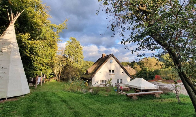 Pantow Appartement | Apartment Vera, 4-8 pers., in dreamlike secluded location, barbecue area, near Binz