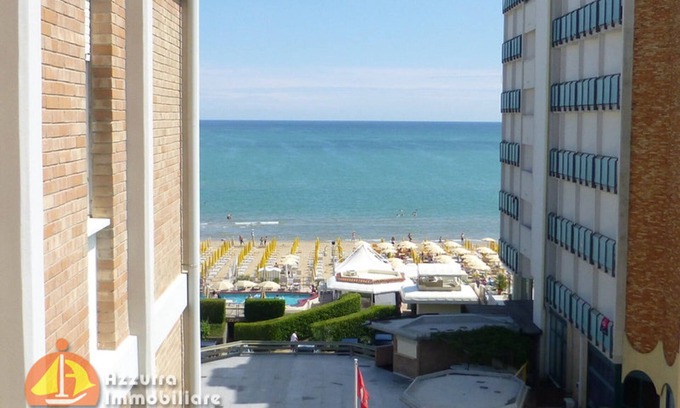 Faro Appartement | Apartment 'Vera Cruz 510' with Sea View, Shared Pool and Air Conditioning