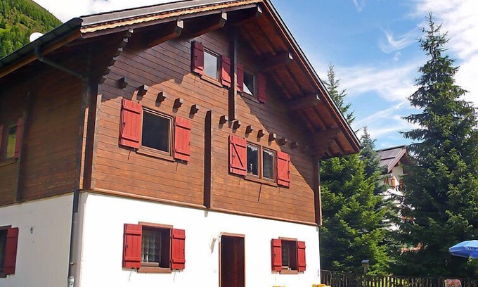 Bedretto Appartement | Appartement Verena by Interhome