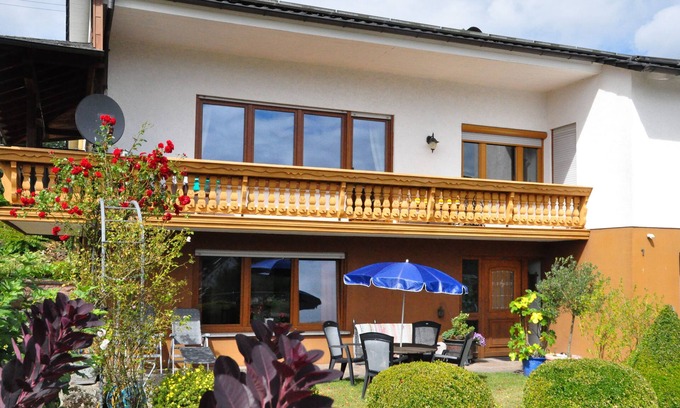Fischbach bei Dahn Appartement | Vue de l'appartement dans le Wasgau