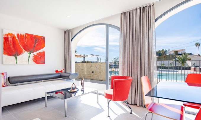 Aigues Appartement | Apartment 'Villa Hoy Tomate' with Mountain View, Wi-Fi and Air Conditioning