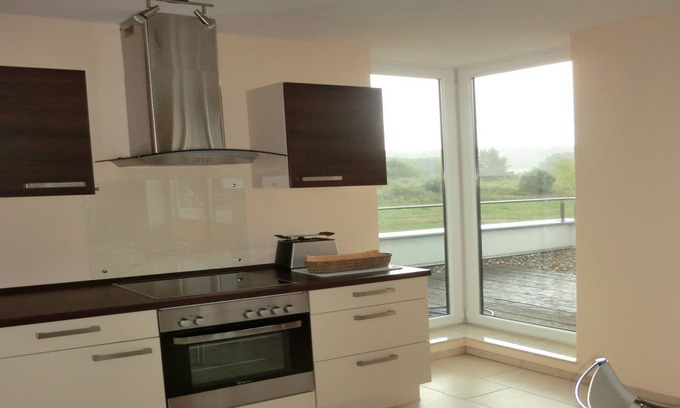 Wittenbeck Appartement | Apartment "Villa Im Grünen" with Private Terrace & Wi-Fi