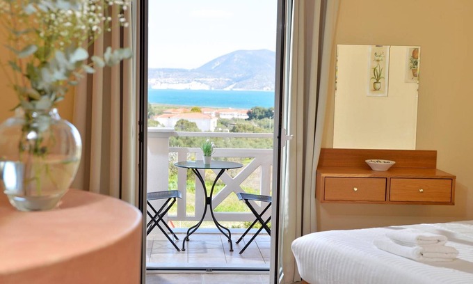 Agios Dimitrios Appartement | Appartement 'Villa Reverenza' avec vue sur la mer, Wi-Fi et climatisation