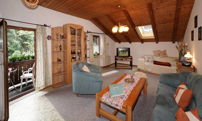 Zwieselberg Appartement | Apartment Waldblick 54sqm with balcony and garden