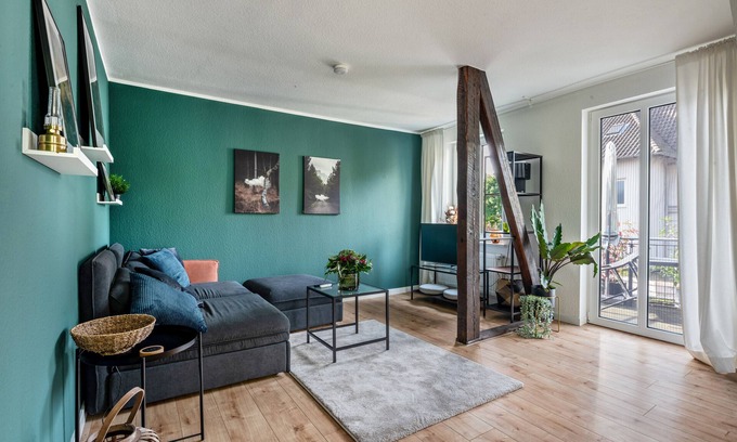 Nienburg/Weser Appartement | Apartment 'Wilhelm' with Balcony and Wi-Fi